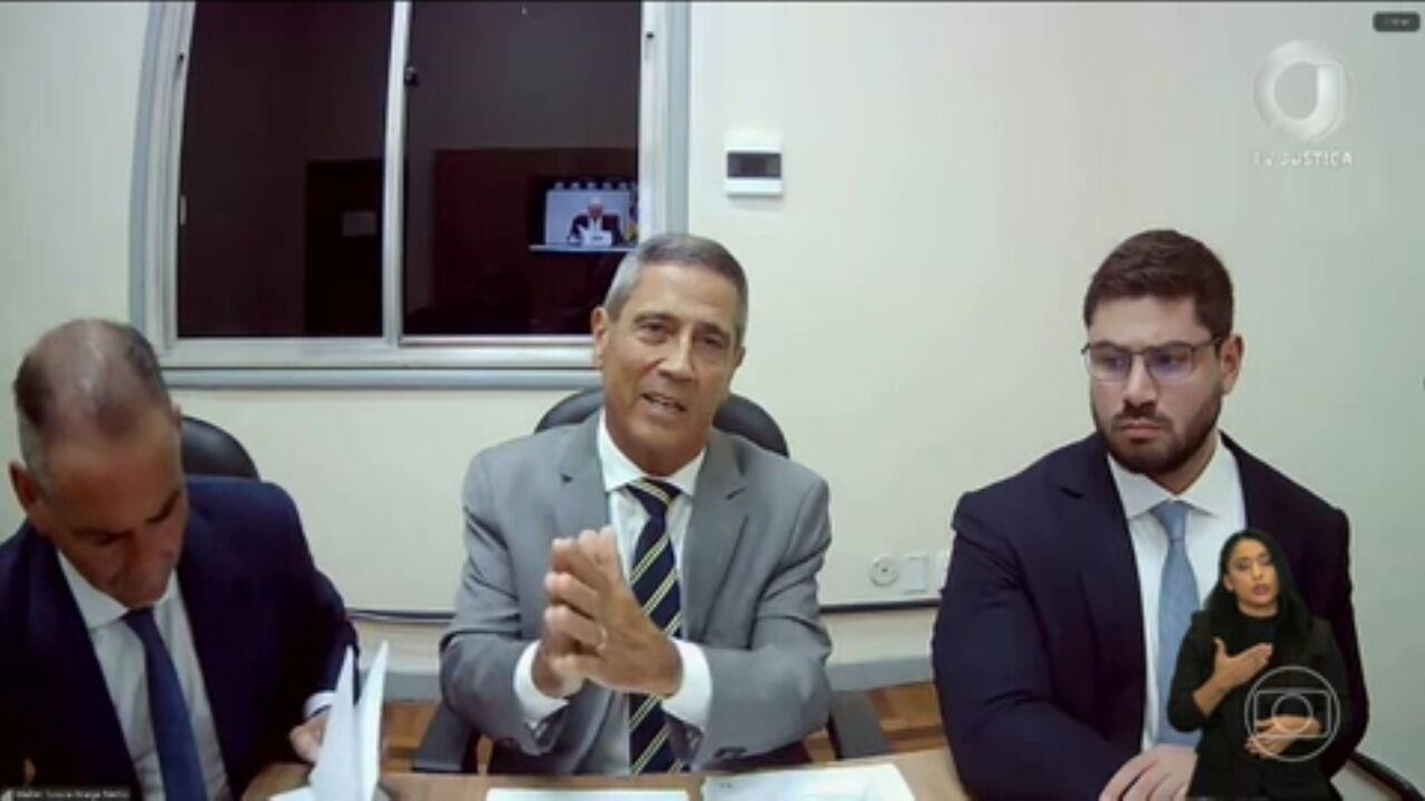 Após interrogatório, Braga Netto pede a Moraes para sair da cadeia