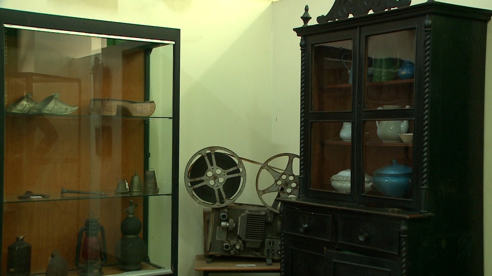 Família mantém museu particular há 55 anos em Picos — Foto: TV Clube