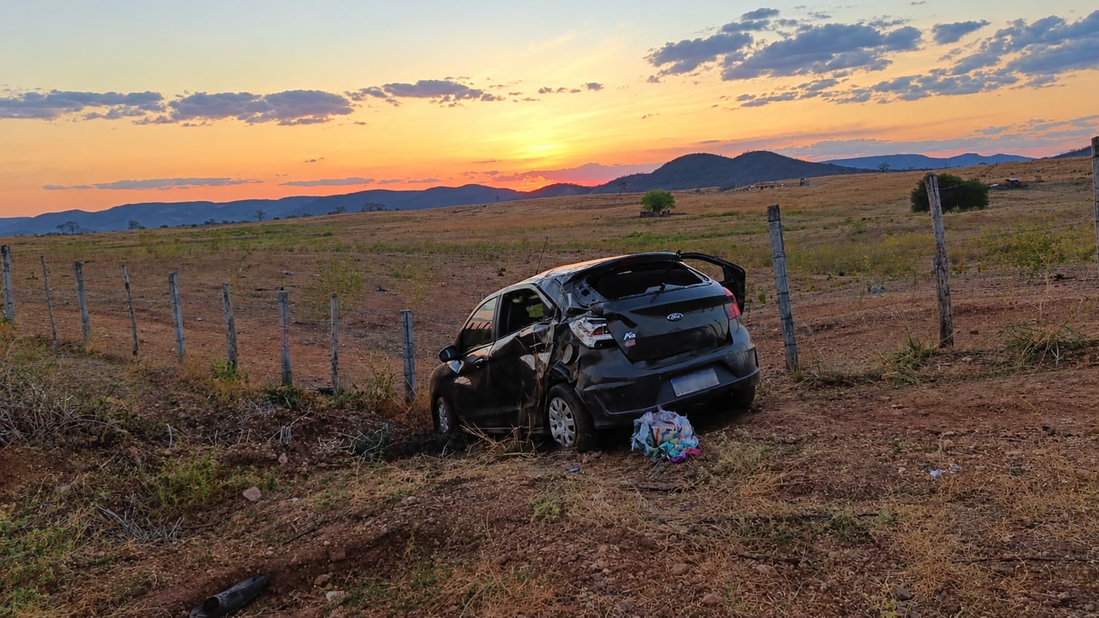 Passageira de 52 anos morre após carro capotar na BR-405, no RN