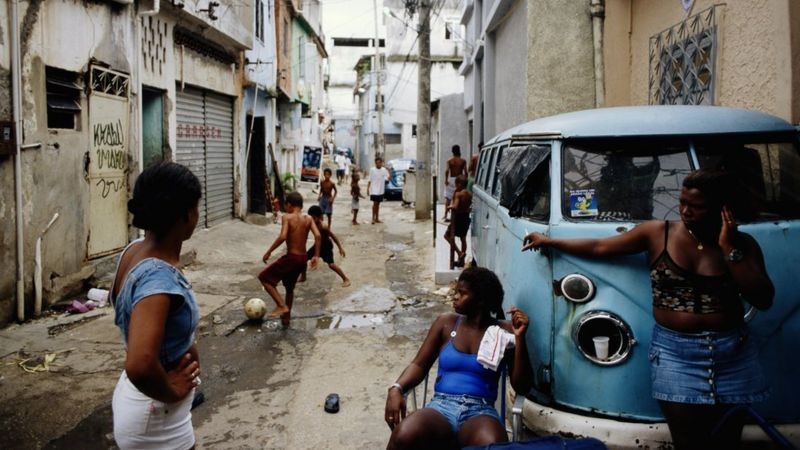 Brasil registra média de 60 jovens assassinados por dia; 312 mil morreram na última década