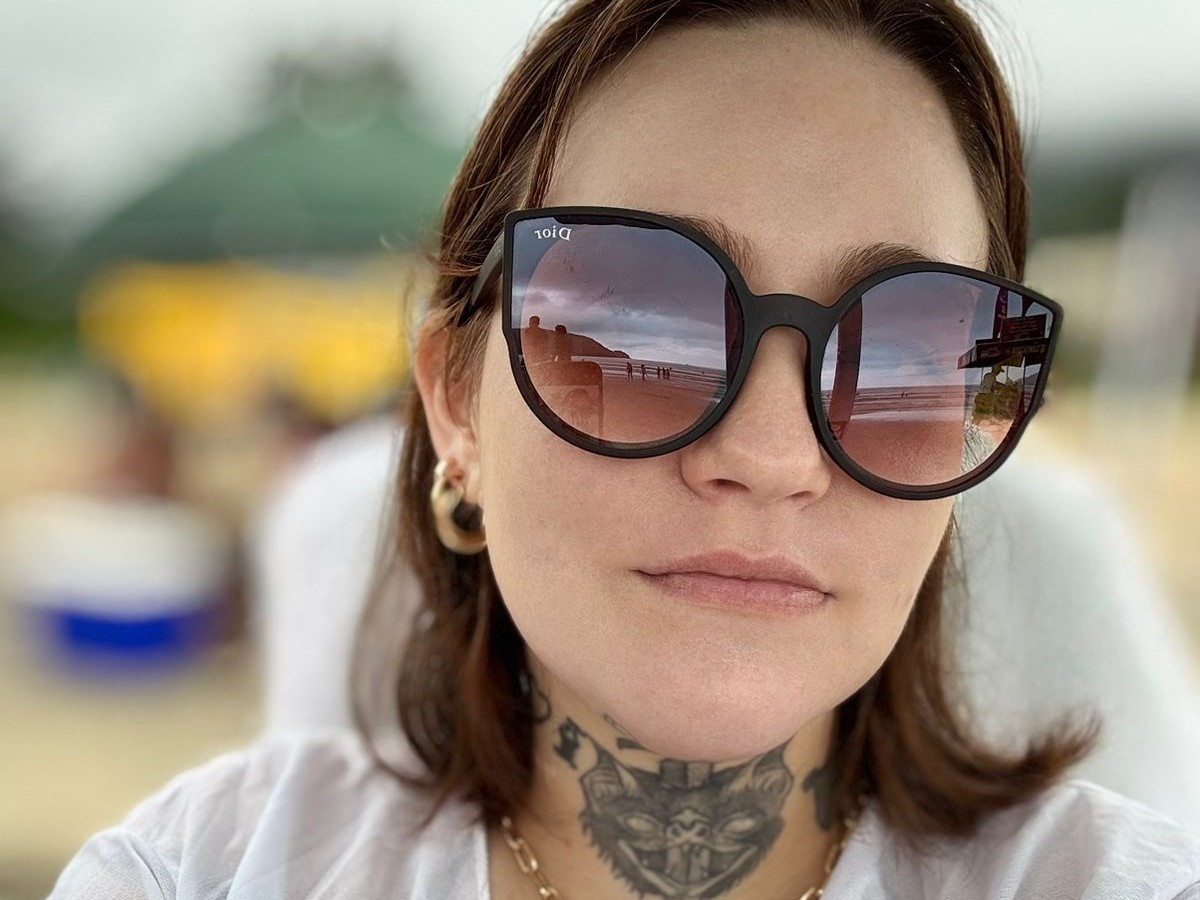 Mulher com 'pior dor do mundo' se forma em Medicina Veterinária