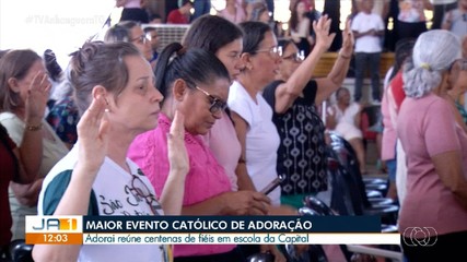 Evento católico reúne centenas de fiéis em Palmas