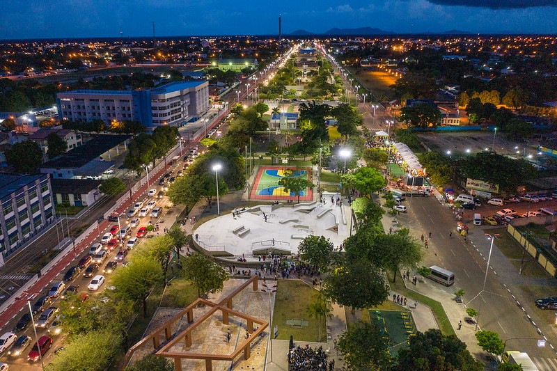 Mulher é presa após xingar e bater no rosto de ex-cunhada em praça Ayrton Senna: 'Não quero que ela fale com meus filhos'