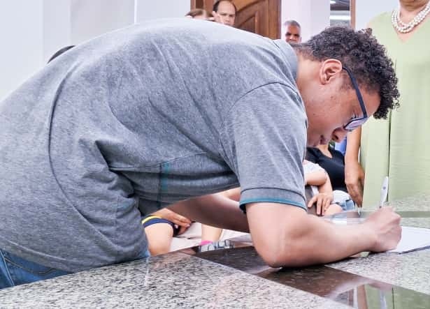 Prefeitura de Montes Claros empossa servidores aprovados em concurso