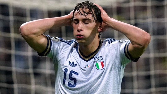 Bósnia vence nos pênaltis e deixa Itália fora da 3ª Copa seguida - Foto: (REUTERS/Matteo Ciambelli)