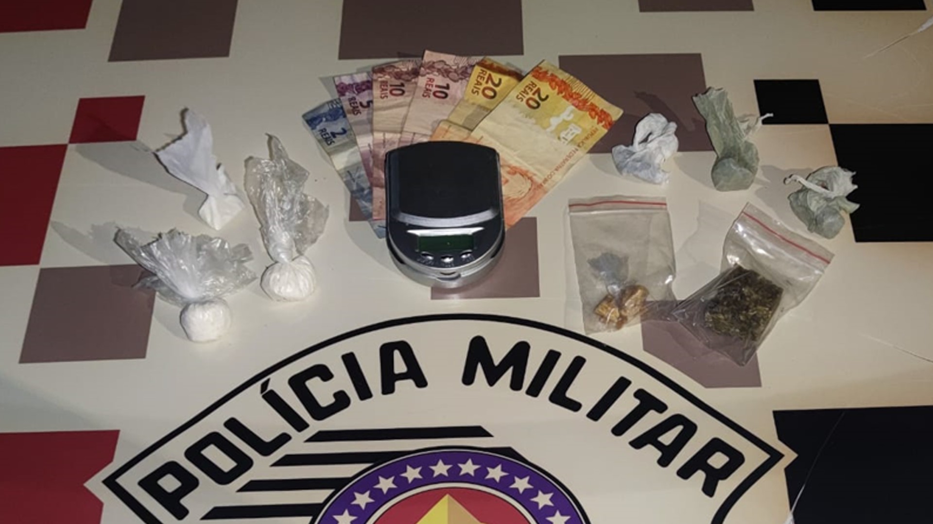 Homem é preso suspeito de estupro de adolescente e de tráfico de drogas em Andradina