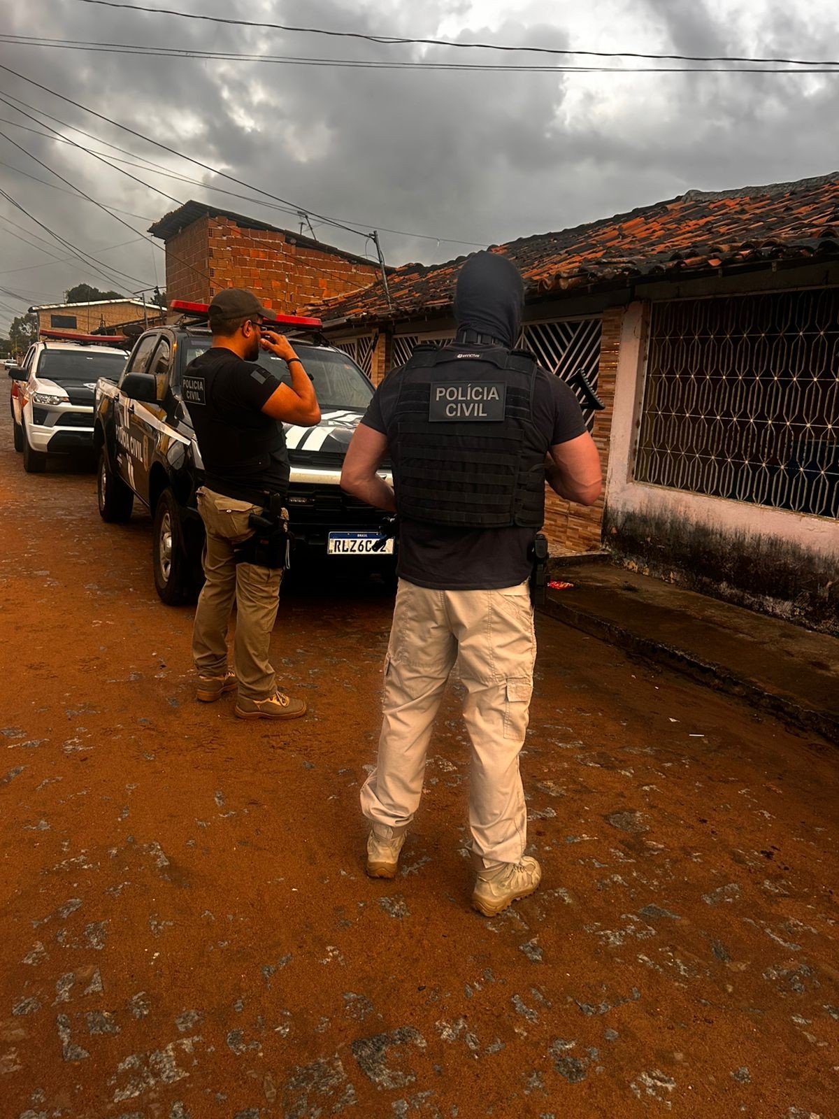 Três pessoas são presas no Litoral Norte suspeitas de fazer parte de grupo criminoso que praticava homicídios e tráfico