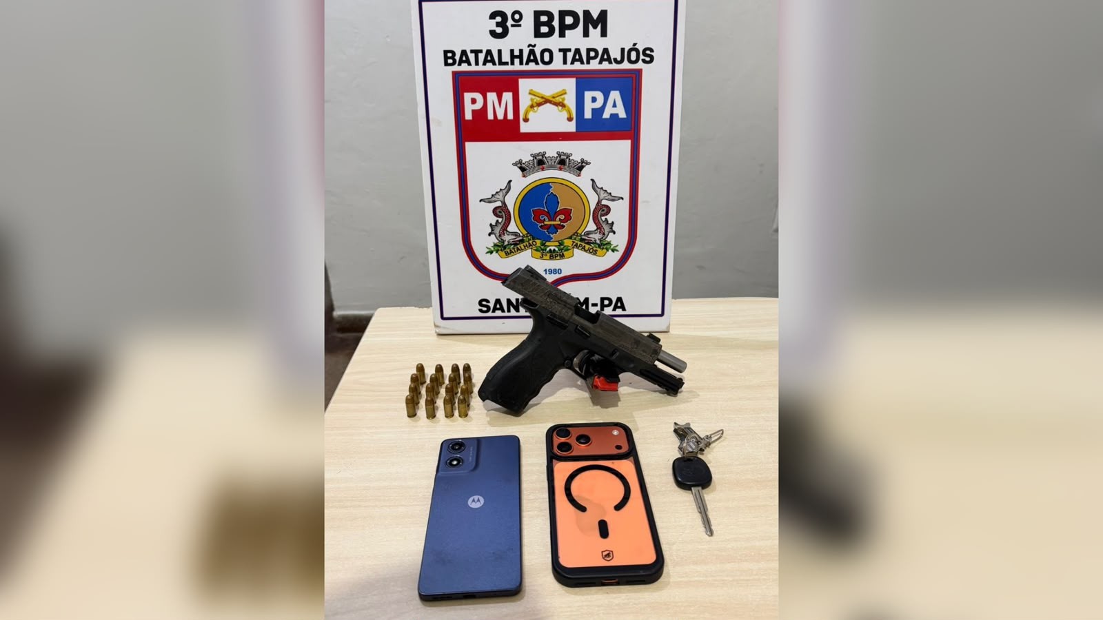 Homem é preso com pistola após atirar contra veículo em Santarém
