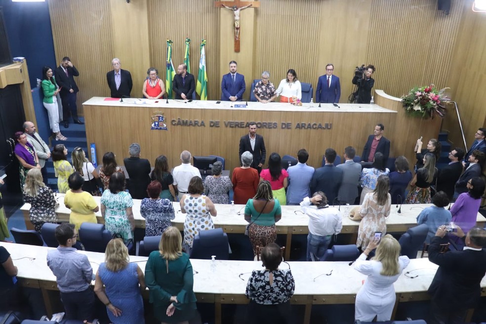 Amigos e familiares no plenário da Câmara Municipal de Aracaju (SE) — Foto: CMA