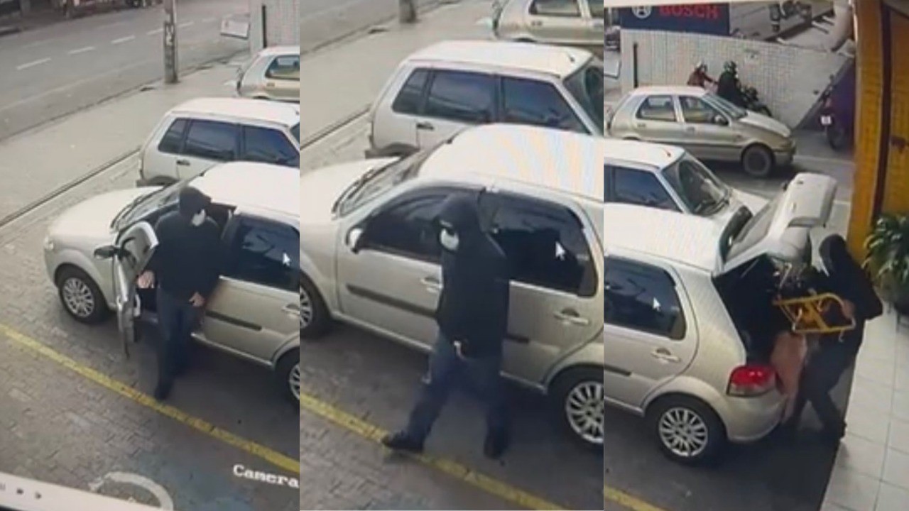 VÍDEO: Máquina furtada de loja é devolvida por homem com máscara e capuz em Divinópolis