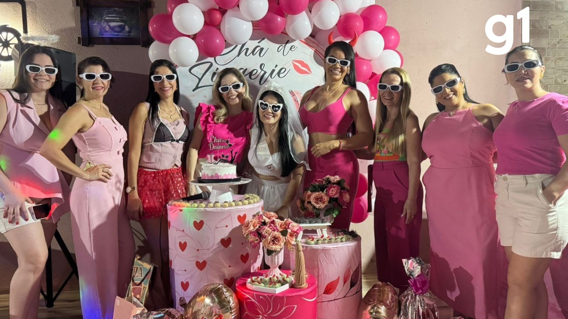 VÍDEO: noiva viraliza por confundir policiais com 'gogoboys' em chá de lingerie em MT