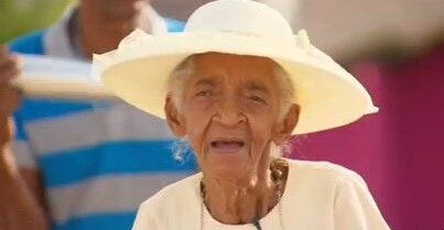 Dona Glorinha do Coco morre aos 89 anos, em Olinda