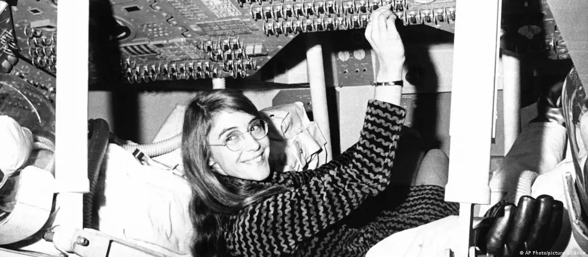 
Morre a pioneira do programa que levou os EUA à Lua