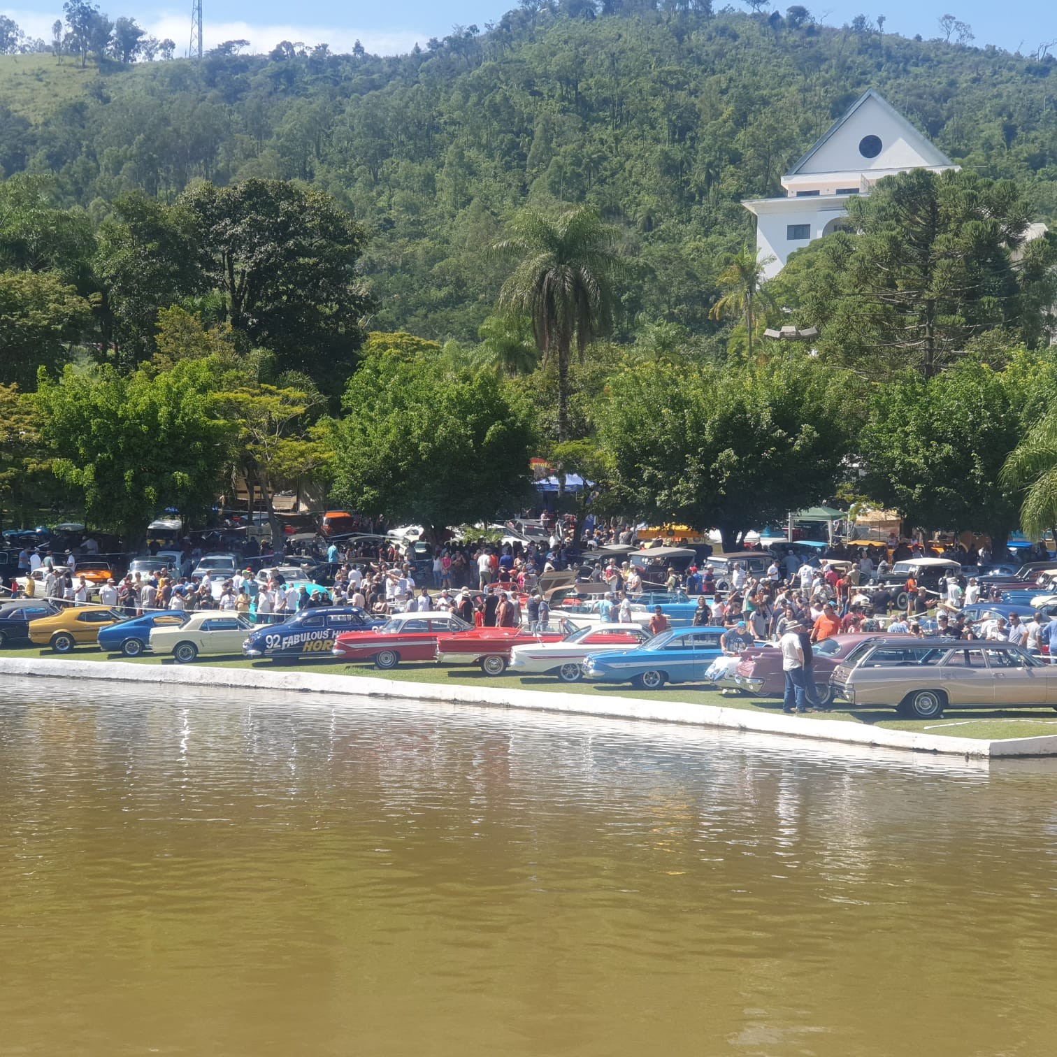 Encontro de carros antigos em Águas de Lindóia completa 10 anos e espera receber 500 mil visitantes