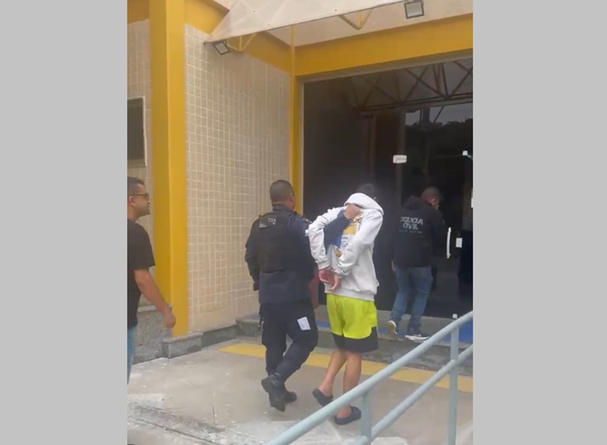Homem procurado por latrocínio em Minas Gerais é preso em Arraial do Cabo