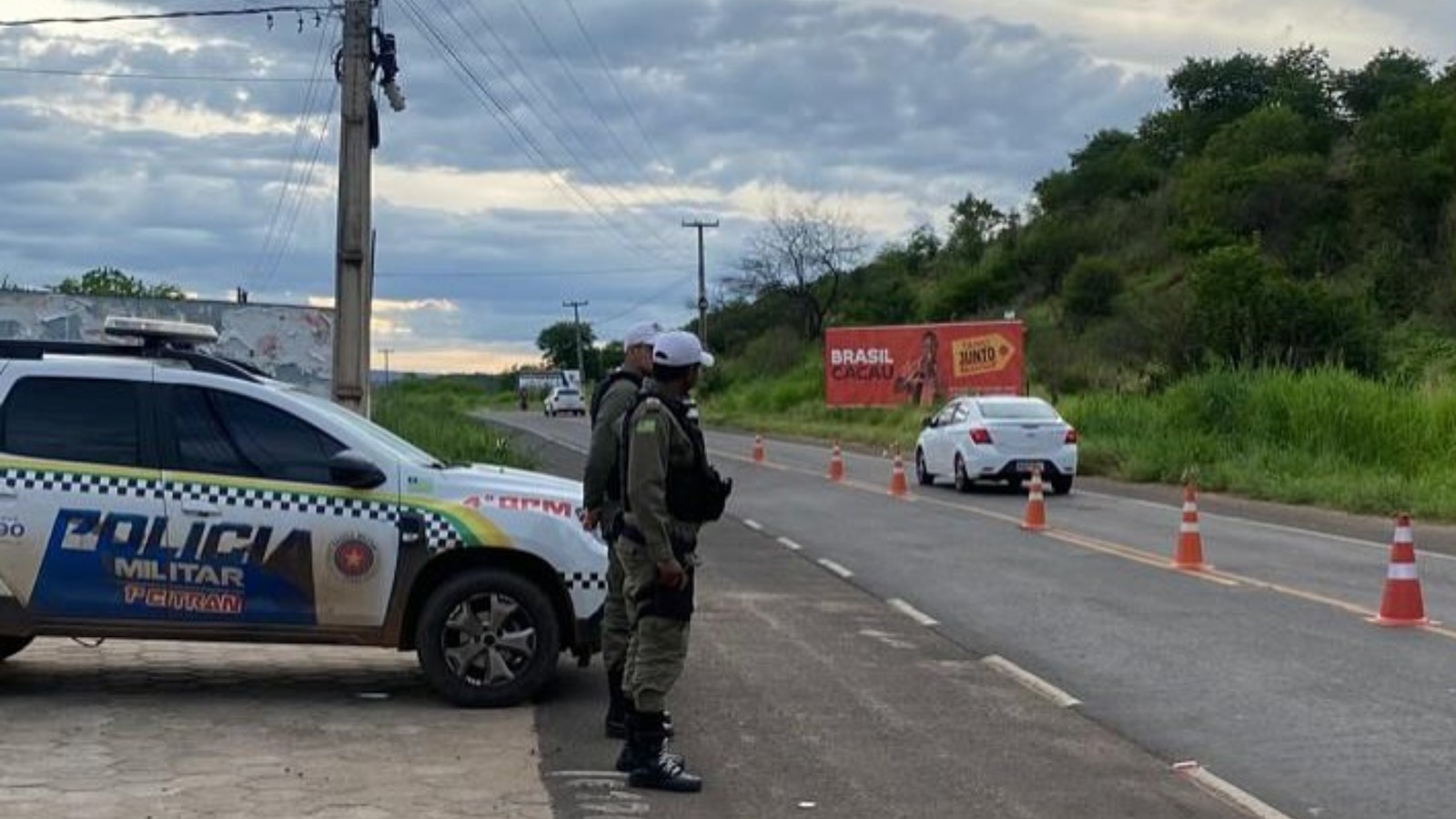 Idoso morre em acidente entre moto e caminhão na PI-375, em Picos