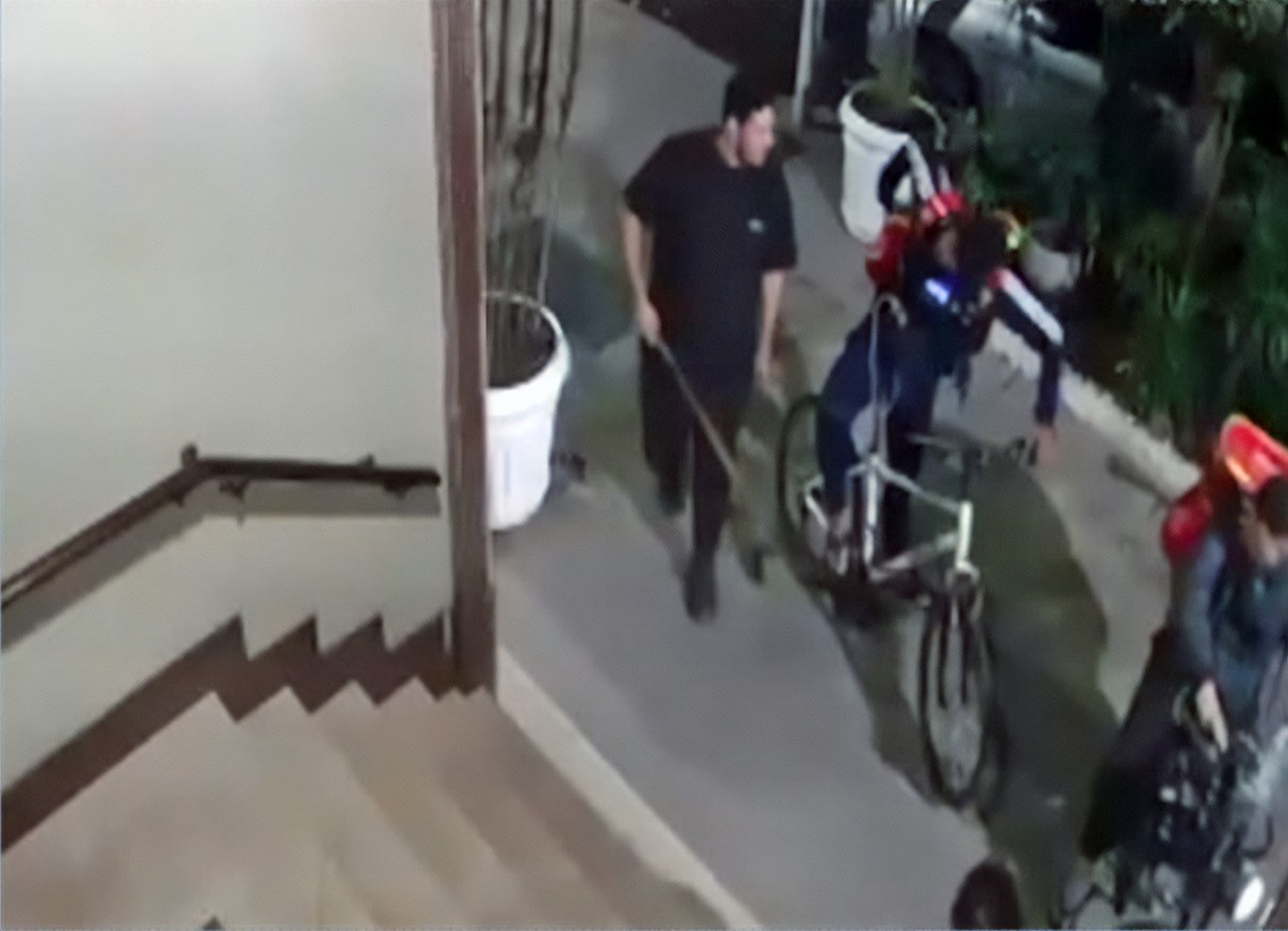 Ciclista é morto após ser linchado em Copacabana