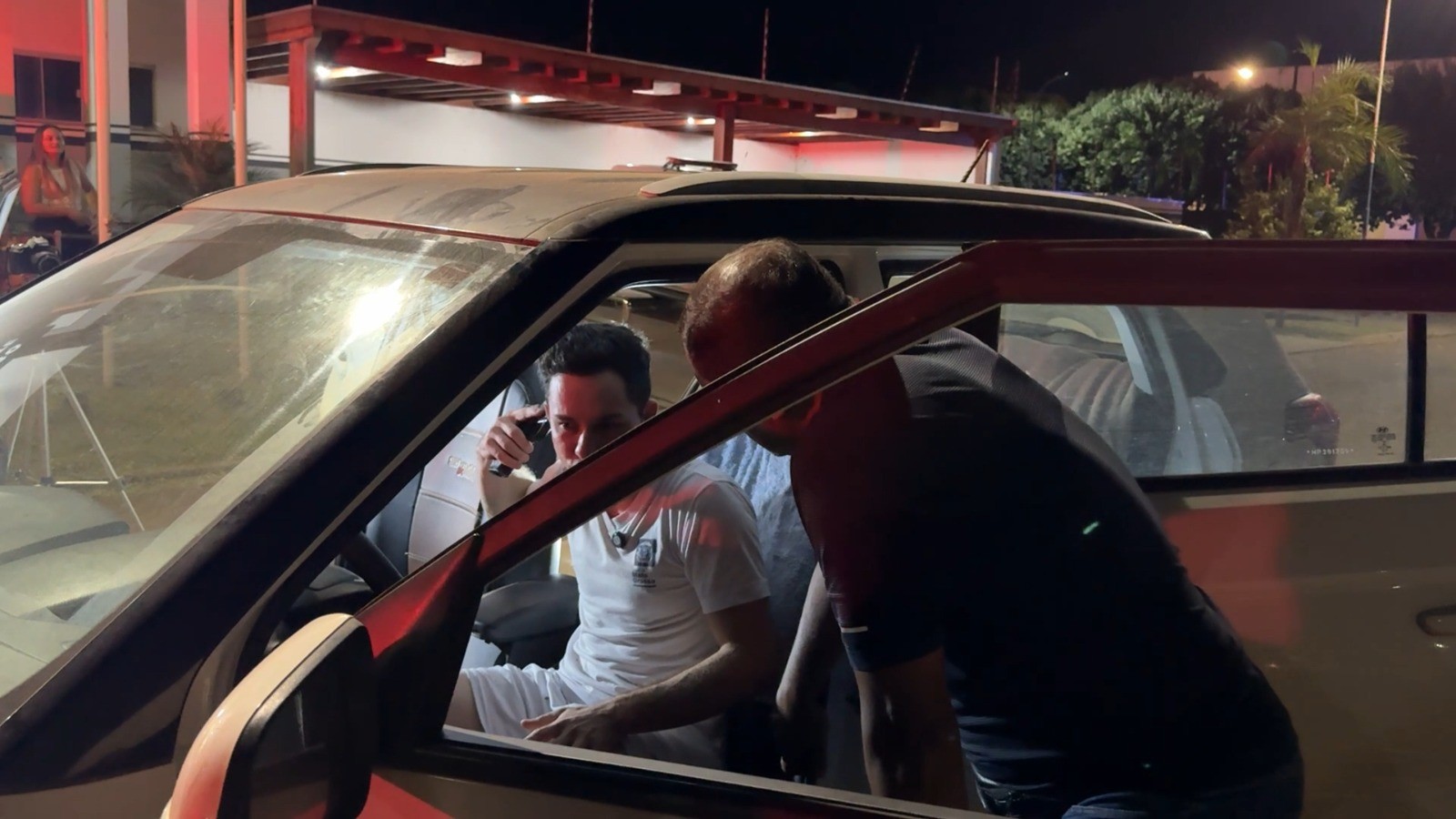 O médico e namorado da vítima, Bruno Felisberto do Nascimento Tomiello, de 29 anos, participou da simulação do crime, realizada pela Politec. — Foto: Reprodução