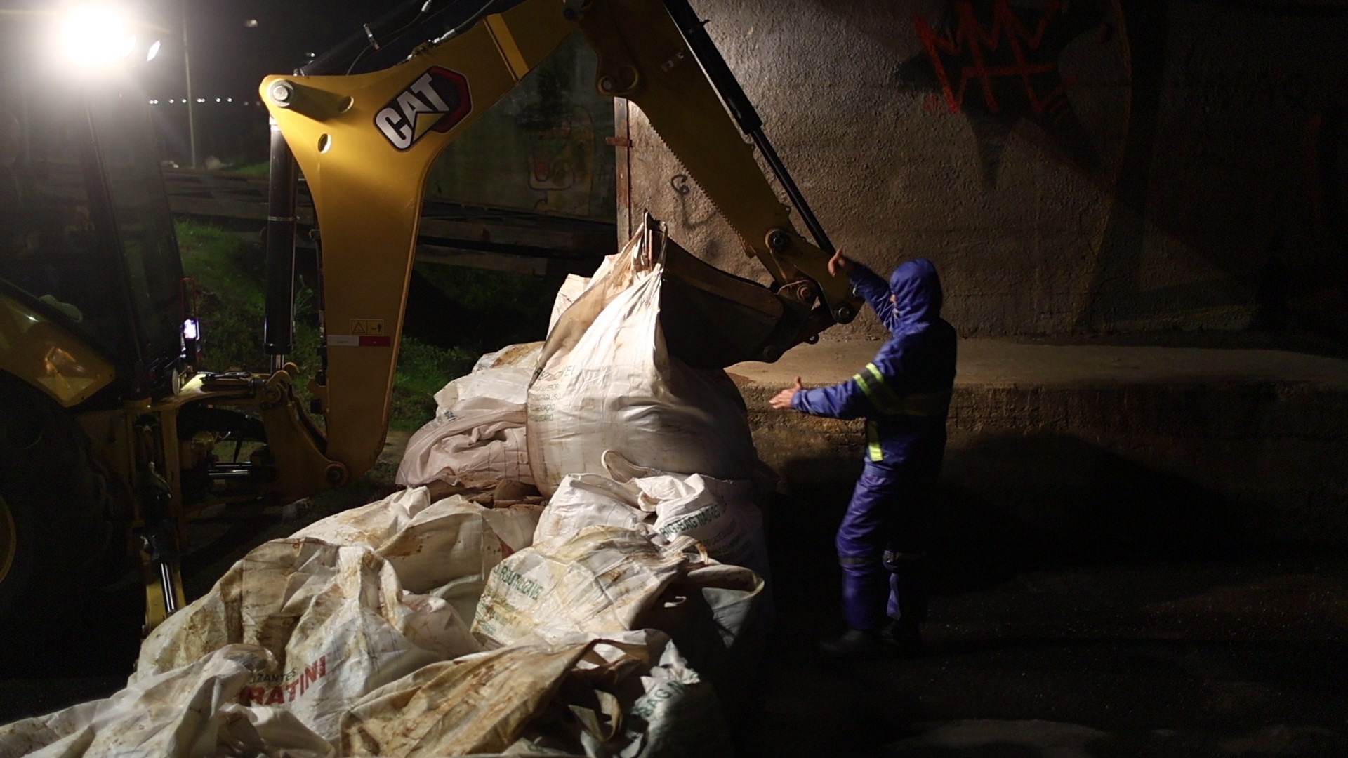 Prefeitura de Porto Alegre inicia fechamento de todas as comportas do sistema de proteção contra cheias