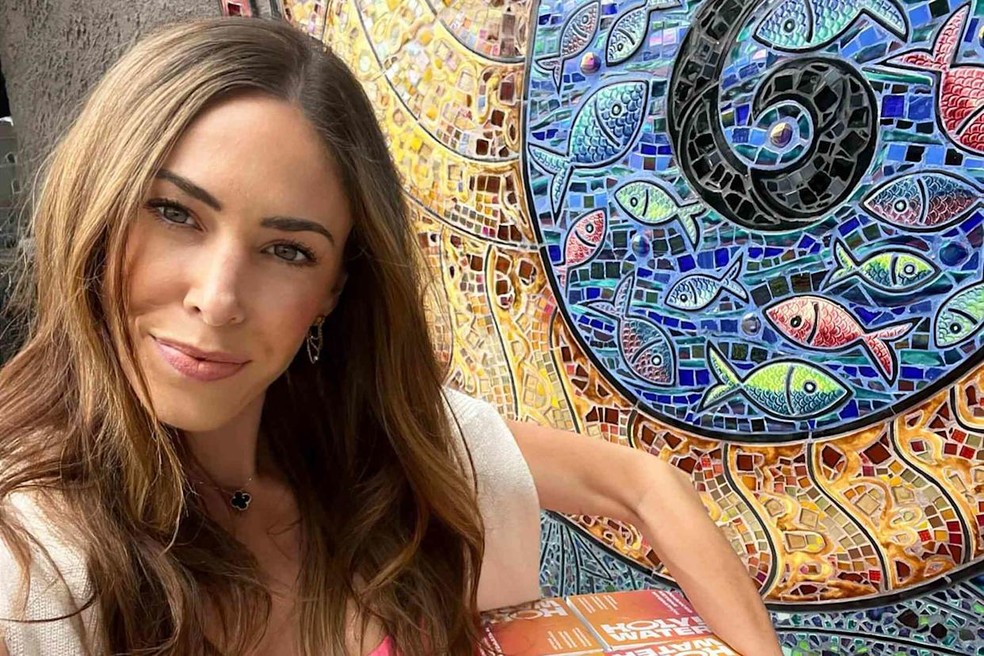 A atriz canadense Jasmine Mooney — Foto: Reprodução/Instagram