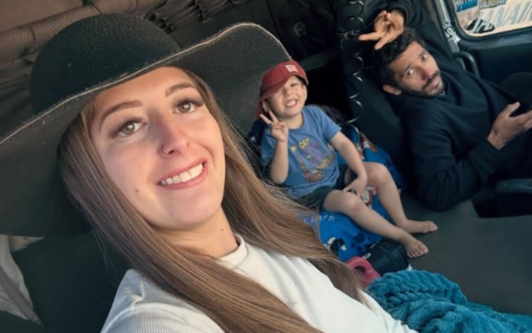 Caminhoneiro goiano morto em rodovia do Pará cresceu acompanhando o pai e aprendeu com ele o amor pelas estradas, diz esposa