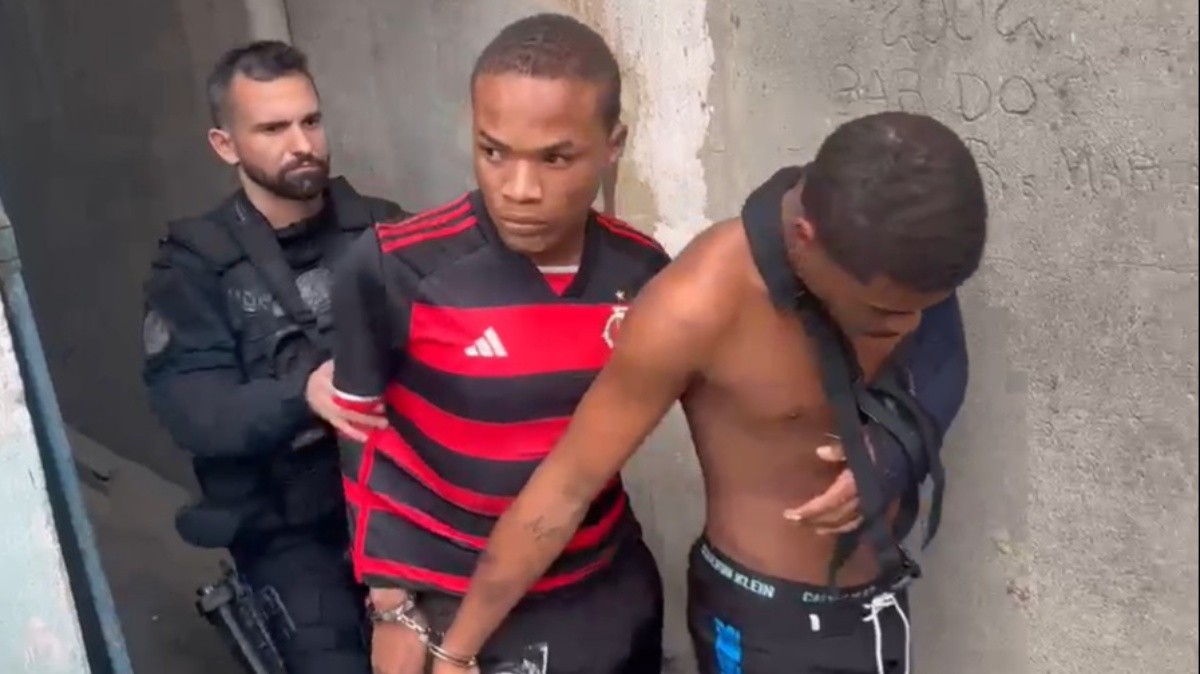 Polícia prende irmãos apontados como integrantes do CV e recupera carros roubados em Duque de Caxias