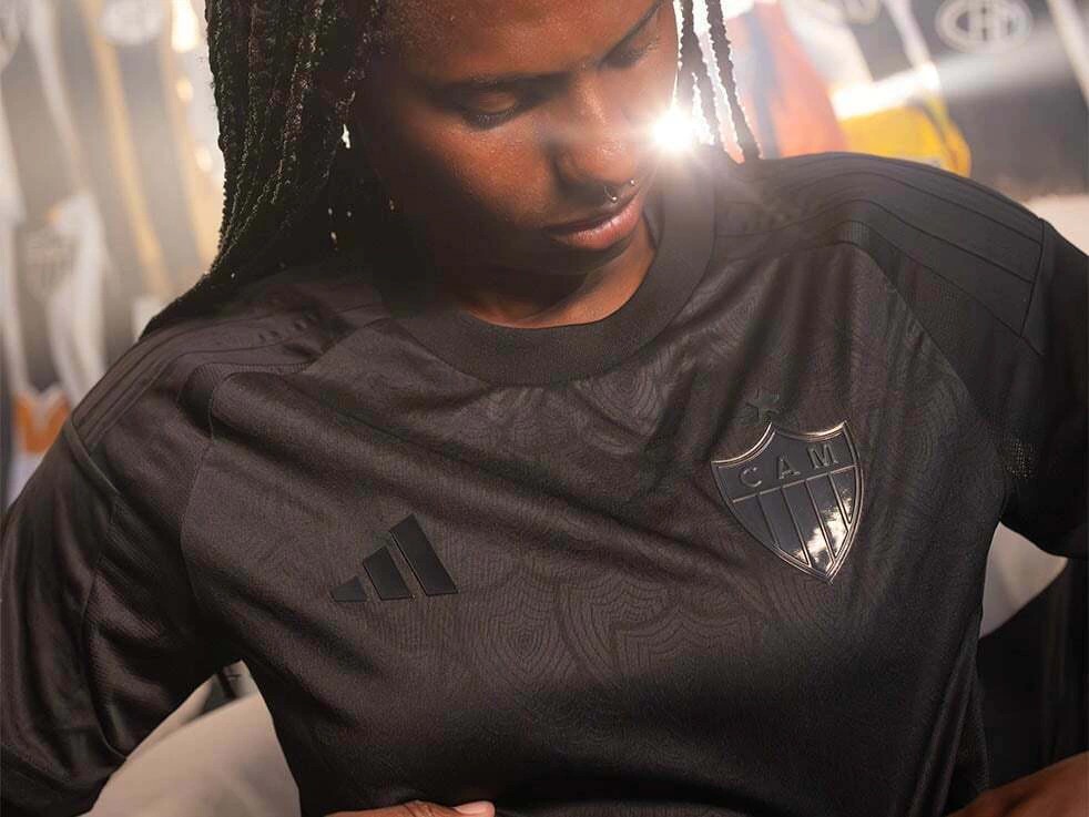 Justiça condena Atlético-MG por enviar camisa falsificada a sócio torcedor