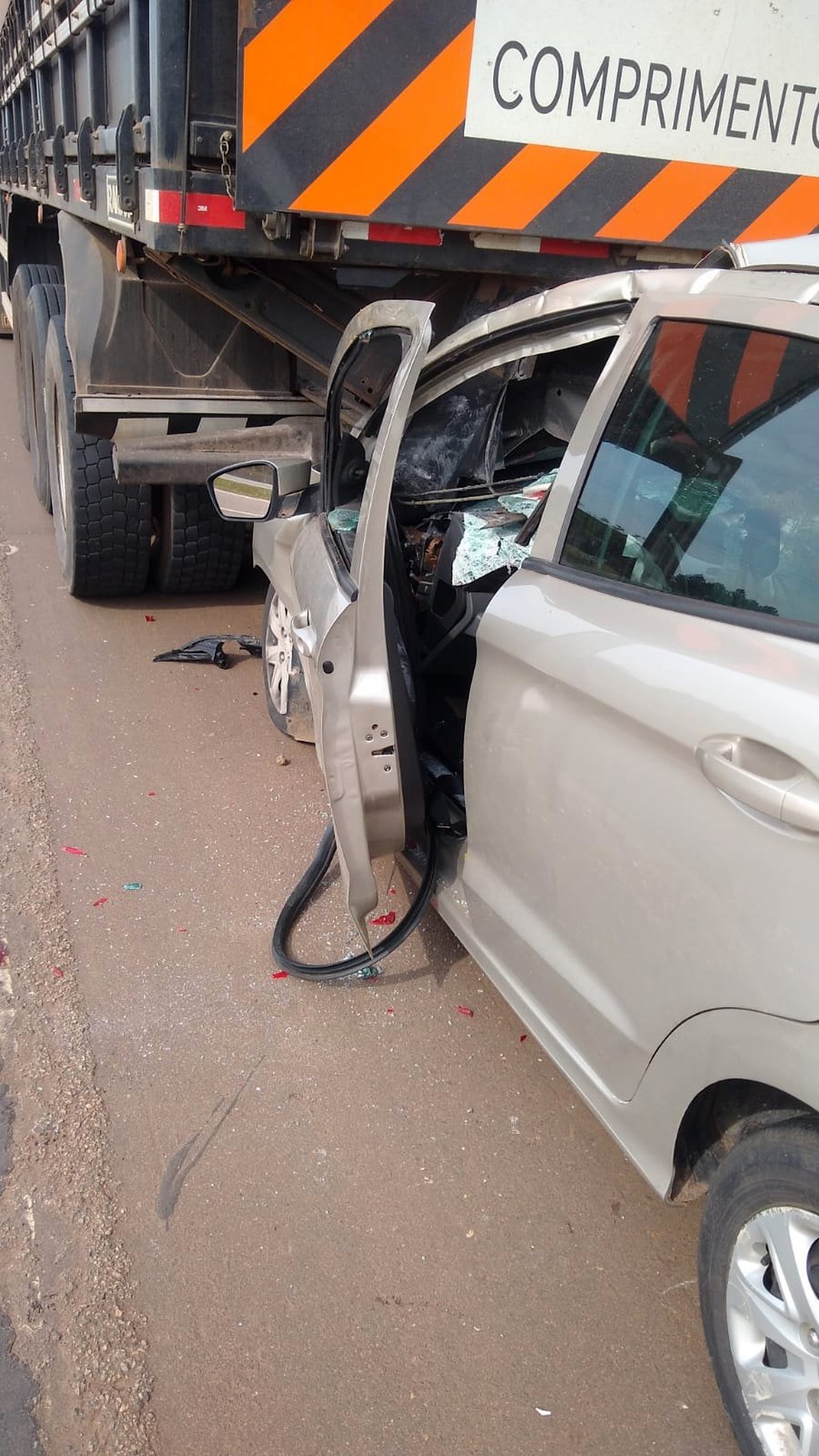 Acidente em Casa Branca deixa motorista ferido na SP-340 — Foto: Portal da Cidade Casa Branca