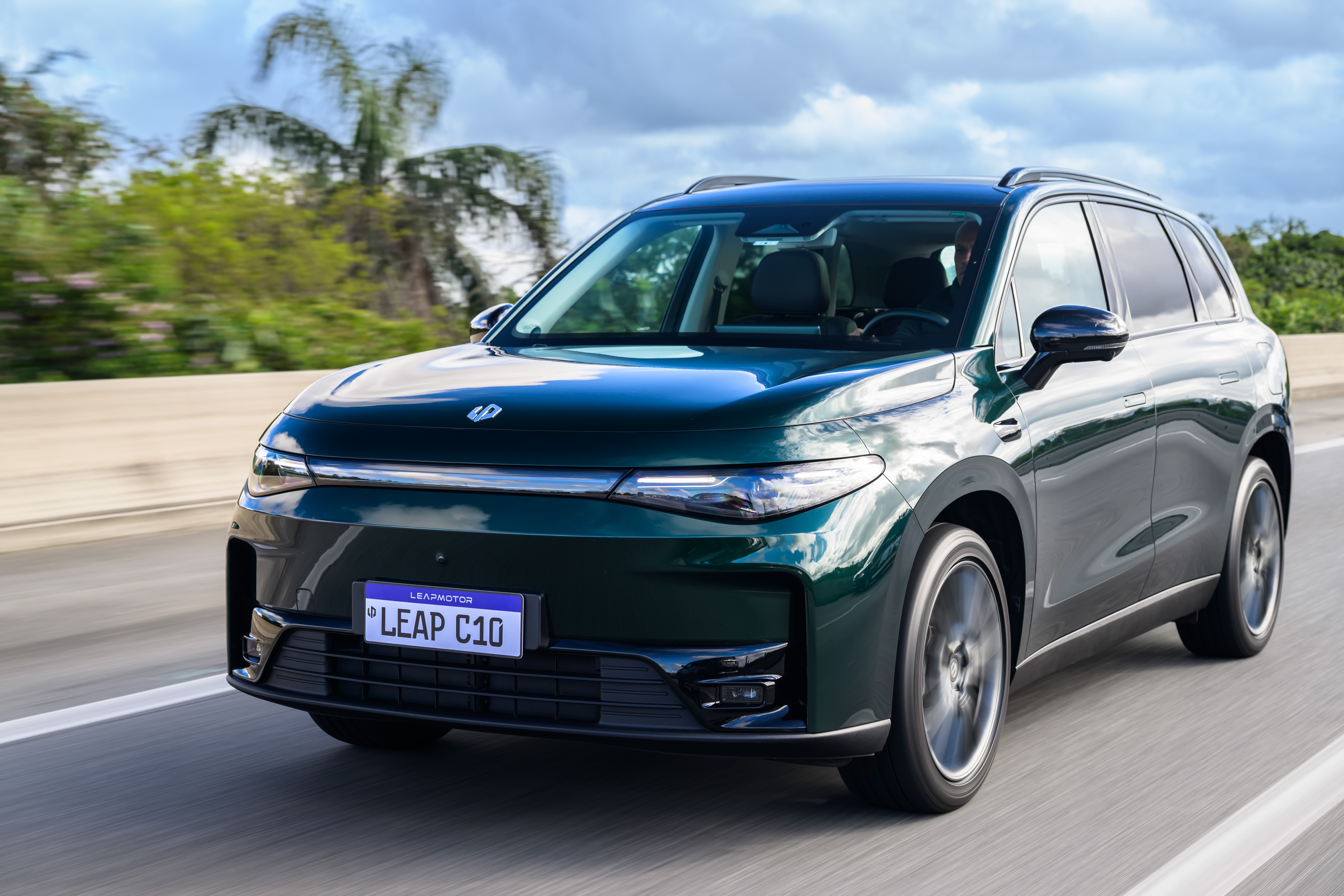 Leapmotor terá veículos produzidos pela Stellantis em Pernambuco