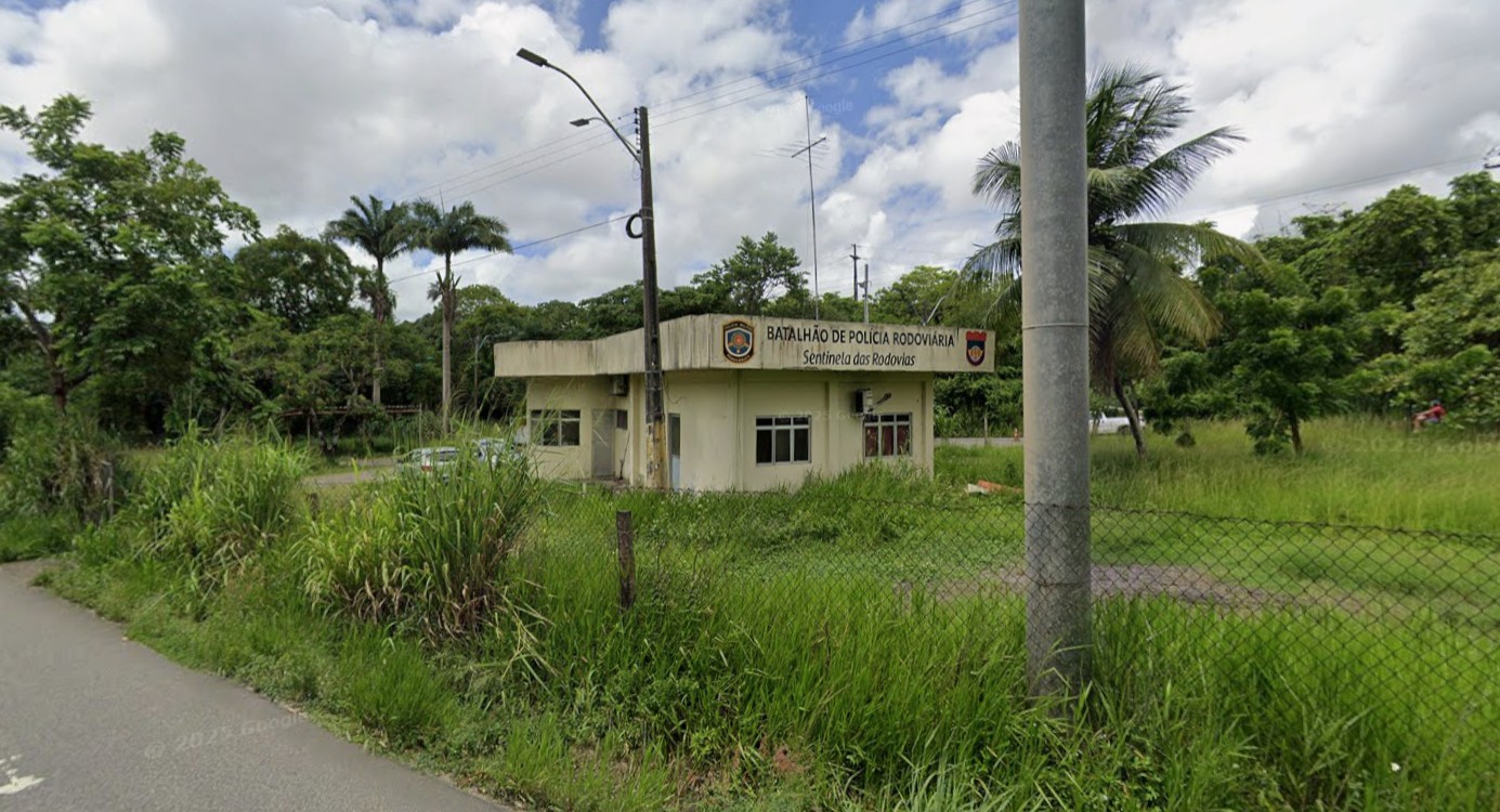 Mulher denuncia que foi estuprada por PM dentro de posto policial após ser parada em blitz 
