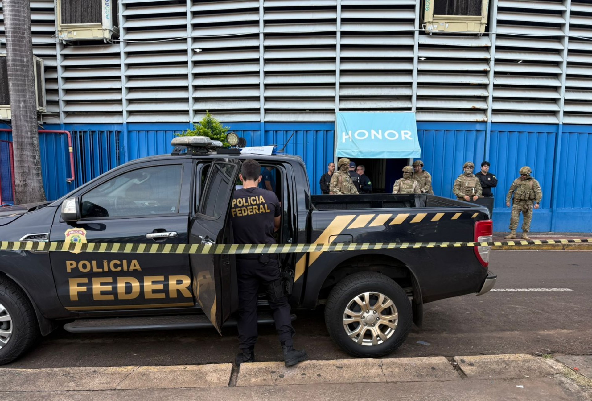 Dois policiais civis são presos durante operação contra contrabando em MS