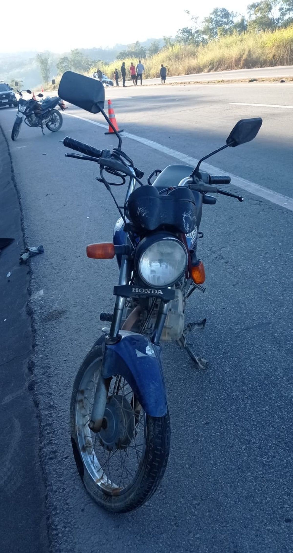 Motociclista morre após atropelar pedestre e cair na BR-262, em Pará de Minas
