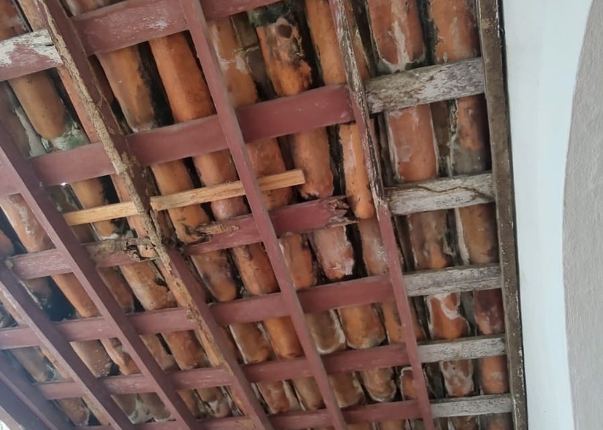 Justiça manda prefeitura de Olinda adotar ações de emergência para evitar desabamento do teto do Mercado da Ribeira