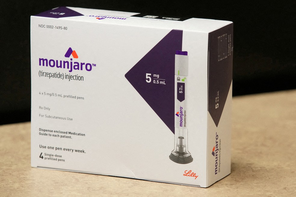 Uma caixa de Mounjaro, um medicamento injetável de tirzepatida usado para tratar diabetes tipo 2 e fabricado pela Lilly — Foto: REUTERS/George Frey/Foto de arquivo