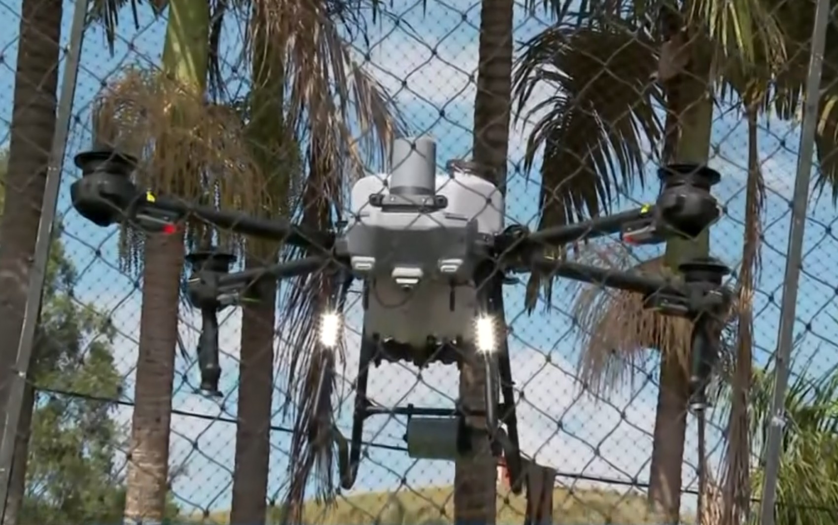 Drone agrícola que pulveriza lavouras sozinho é destaque da 22ª Fenec, em Machado, MG