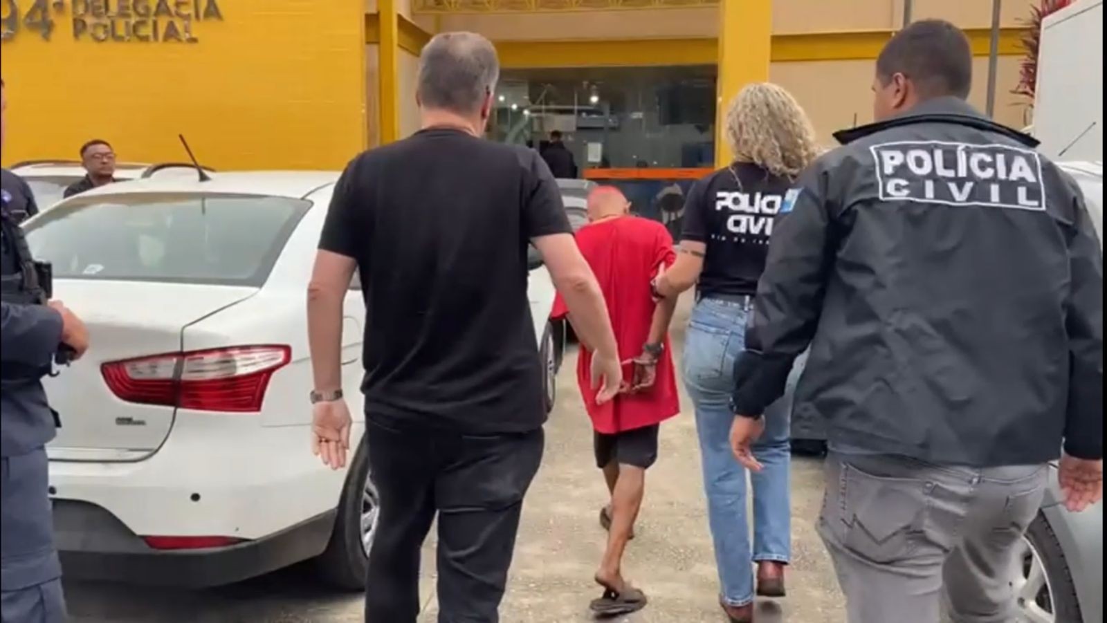 VÍDEO: Homem suspeito de praticar 14 furtos em duas semanas é preso em Piraí 