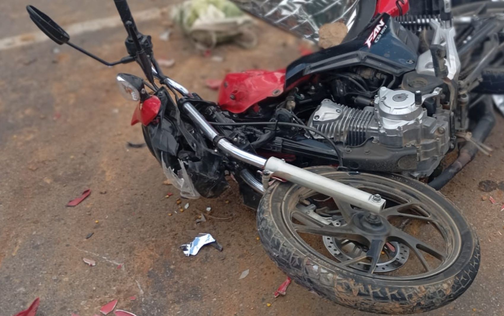 Duas jovens morrem em acidente entre moto e carro em rodovia de Simão Dias 