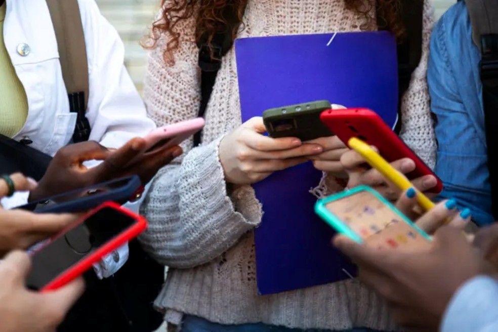Crise de saúde mental não é só entre os jovens, mas também na população adulta — Foto: Getty Images via BBC