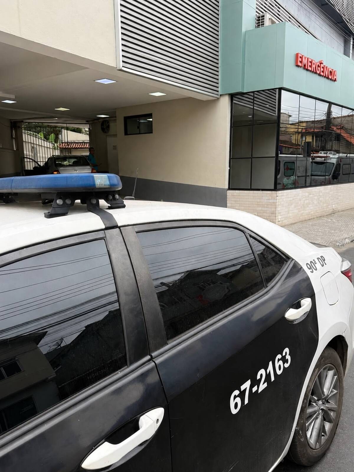 Mulher é baleada por namorado em Barra Mansa