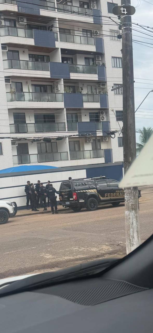 Operação da PF cumpre mandados contra grupo suspeito de tráfico de drogas e lavagem de dinheiro