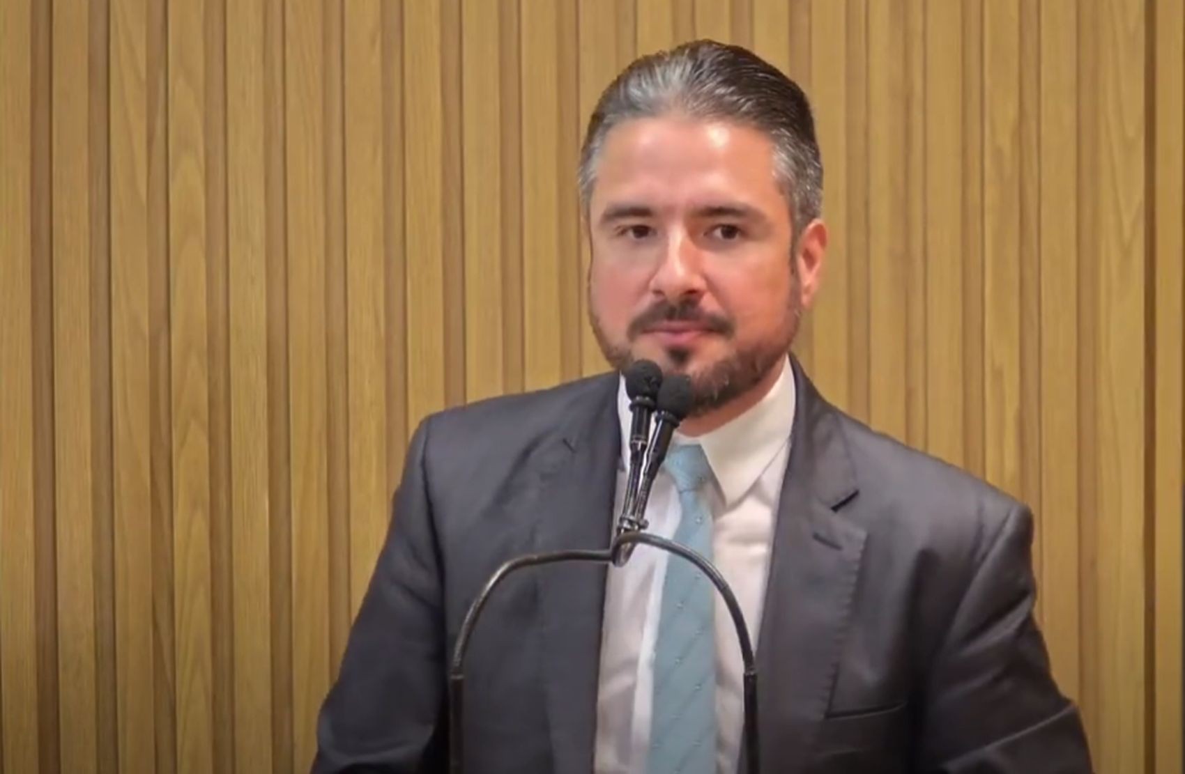 'Dinheiro das emendas parlamentares é algo sagrado', diz presidente da Câmara de Aracaju ao acusar ex-prefeito por remanejamento indevido na Saúde 