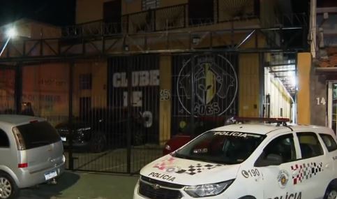 Criminosos invadem clube de tiro em SP e roubam 30 pistolas que estavam em cofre