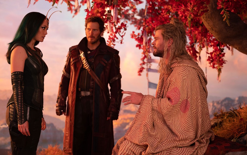 Universo Marvel 616: Dublê de Chris Hemsworth fala que está difícil  acompanhá-lo em Thor: Amor e Trovão
