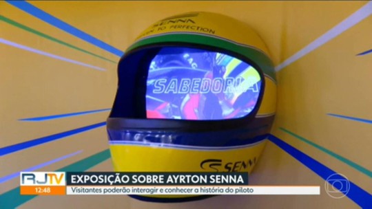 Mostra sobre Ayrton Senna em cartaz no Rio recria voz do piloto com inteligência artificial - Programa: RJ1 