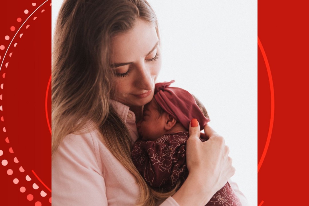 Bebê 'se vinga' e nasce no dia da festa de aniversário da mãe em RO; entenda