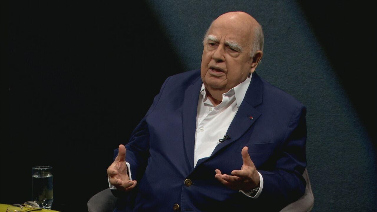Morre o embaixador Marcos Azambuja
