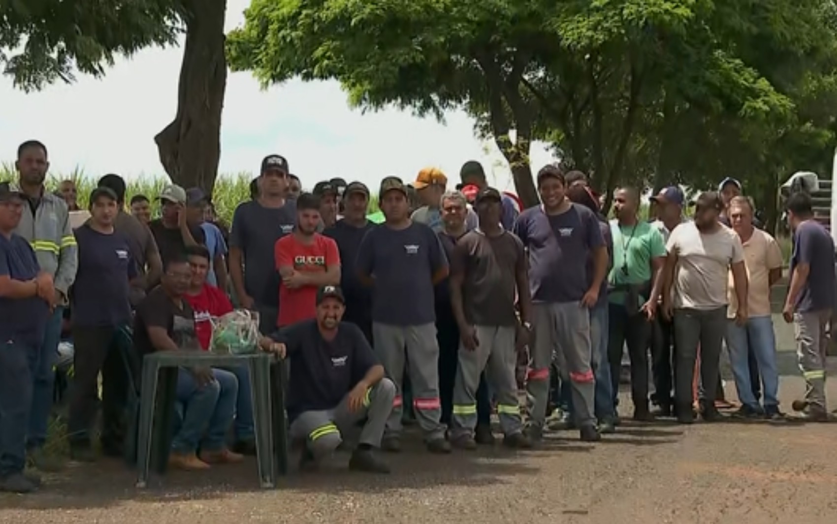 Funcionários de usina em Pontal, SP, denunciam falta de pagamento de benefícios