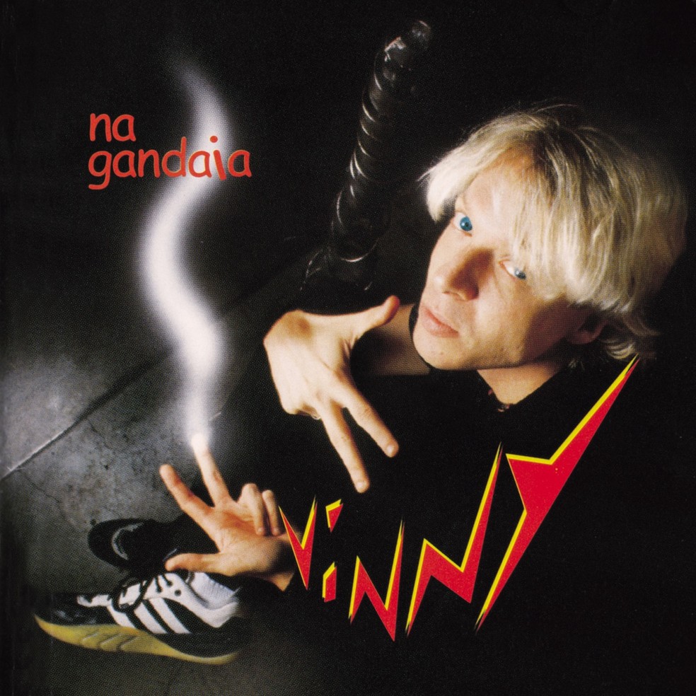 Capa do disco de maior sucesso de Vinny, 'Na Gandaia', de 1998 — Foto: Reprodução