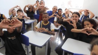 Alunos de Rio das Ostras ganham nova unidade escolar em Rocha Leão