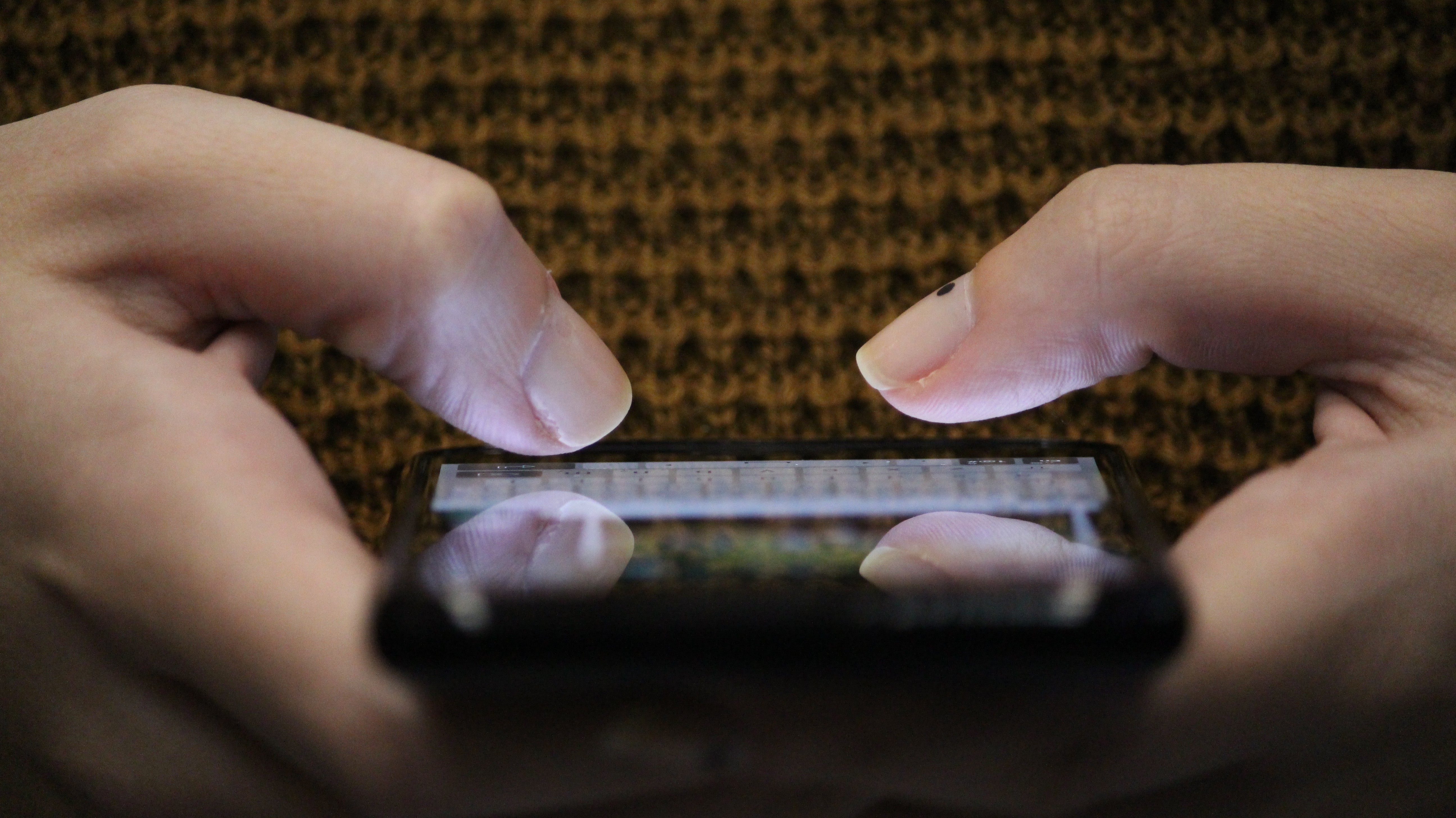 SP registra 4 casos de deepfakes sexuais em escolas, aponta levantamento da SaferNet; Brasil tem casos em 10 estados